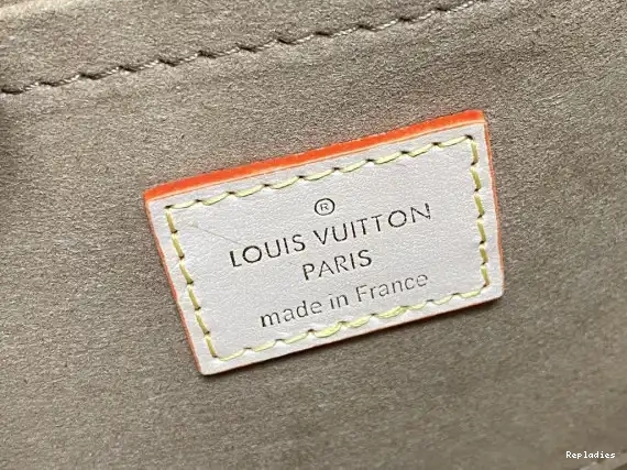 Rep ladies Around LOUIS PM VUITTON Me 0612